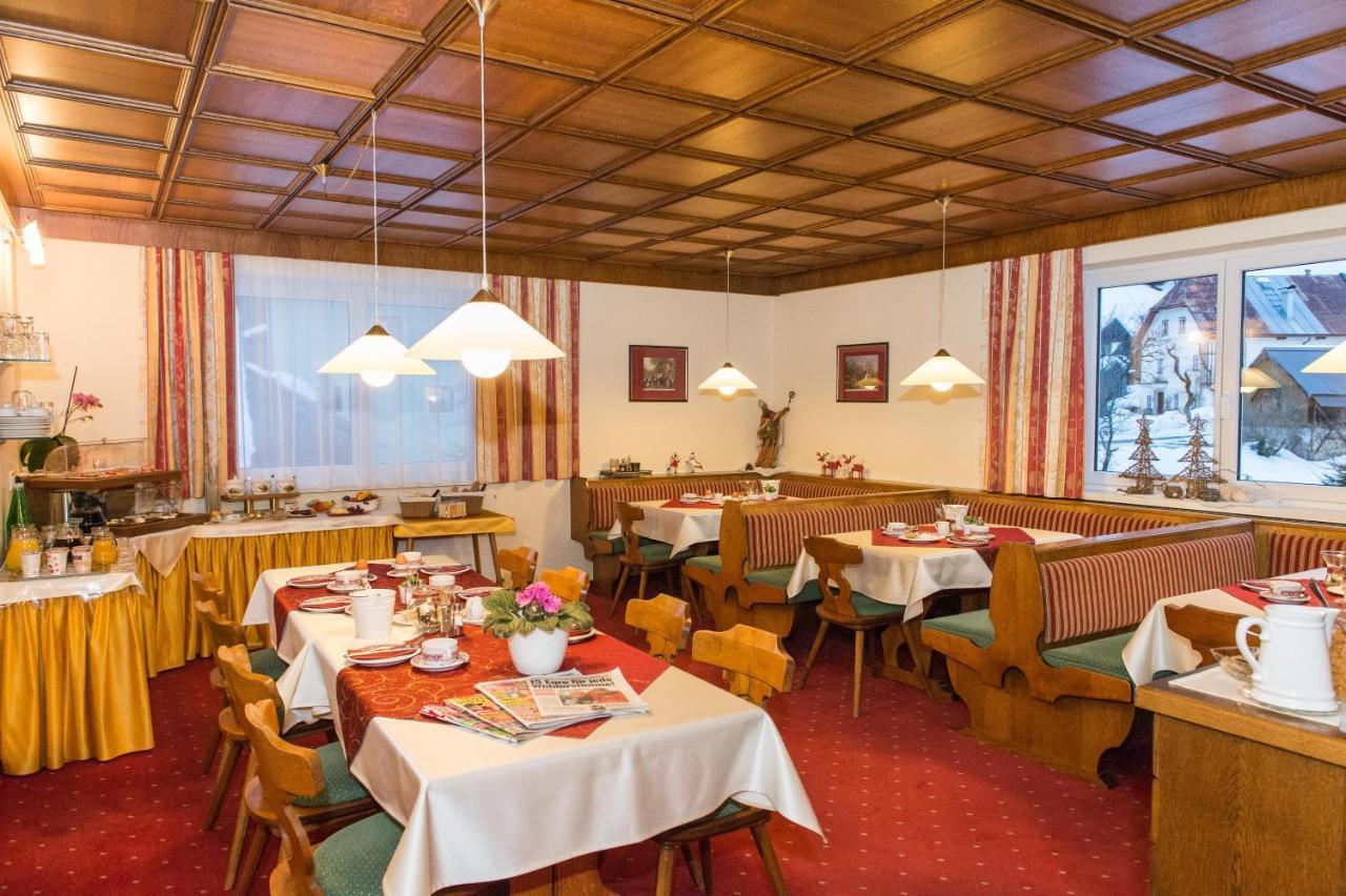 Pension Elisabeth Russbach am Pass Gschütt Room photo